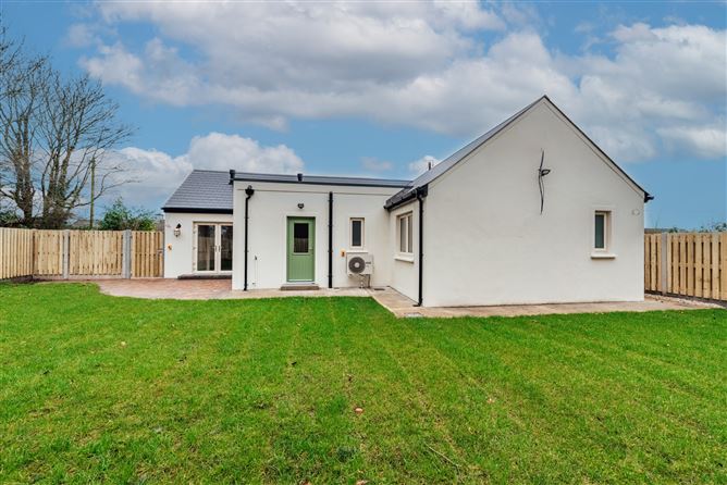Hazelwood Lodge, Brownstown Great, Curragh, Kildare