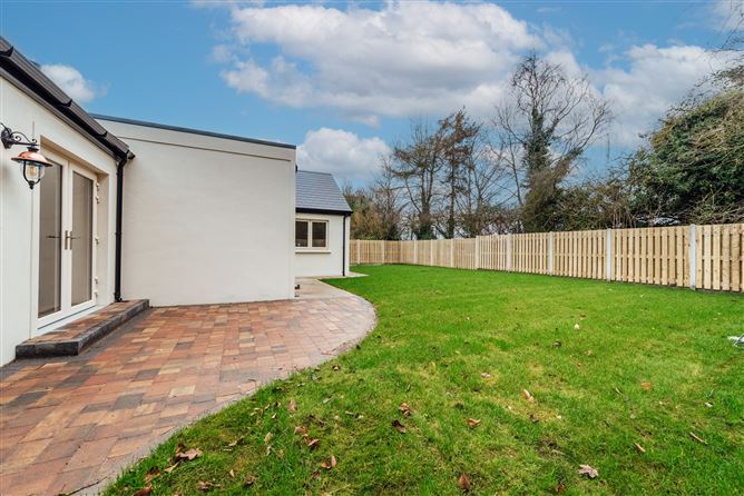 Hazelwood Lodge, Brownstown Great, Curragh, Kildare