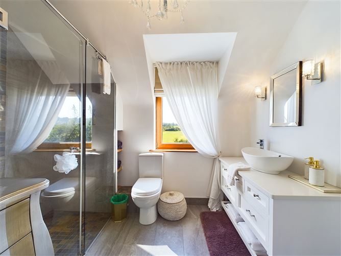 Ballymongaun, Kilnamona, Ennis, Co. Clare