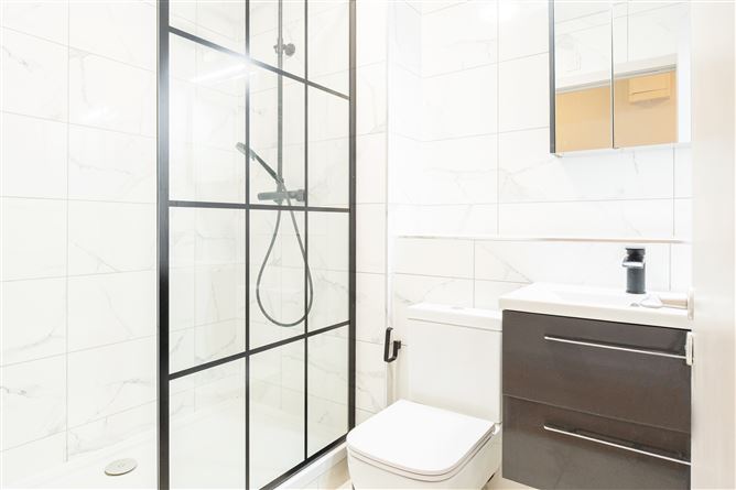 71 The Atrium, Roebuck Hill Apts., Clonskeagh, Dublin 14