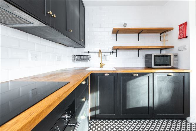 71 The Atrium, Roebuck Hill Apts., Clonskeagh, Dublin 14