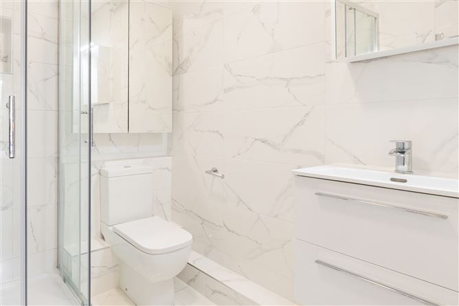 71 The Atrium, Roebuck Hill Apts., Clonskeagh, Dublin 14