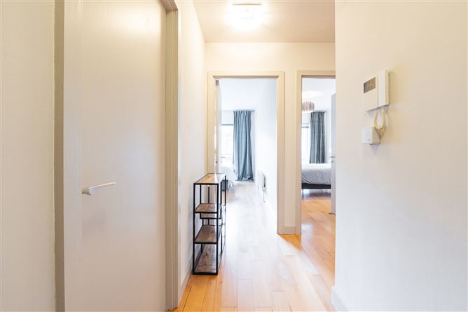 71 The Atrium, Roebuck Hill Apts., Clonskeagh, Dublin 14