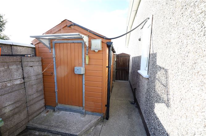 8 Laurelmount Drive, Waterpark, Carrigaline, Cork
