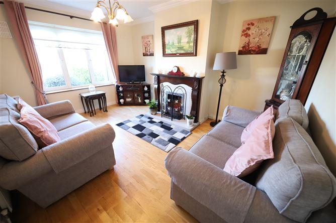 8 Laurelmount Drive, Waterpark, Carrigaline, Cork