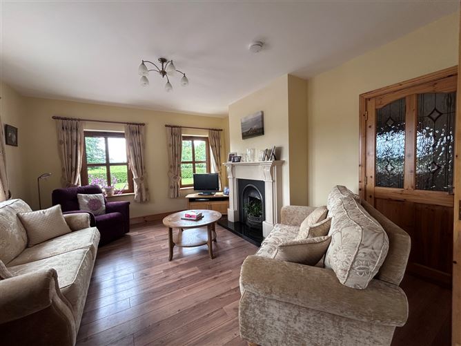 Photo 6 of 36 — Deansgrove, Cashel, Co. Tipperary