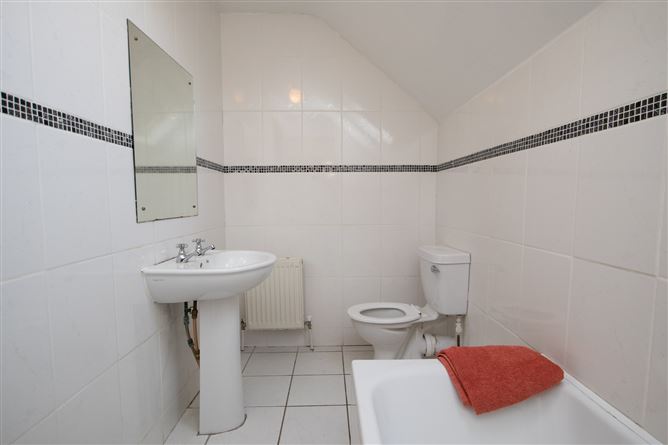 Castlehill, Ballygorteen, Castlewarren, Kilkenny, Kilkenny