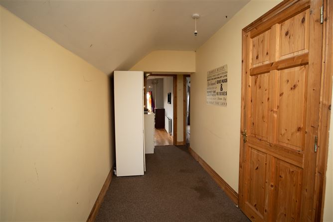 Castlehill, Ballygorteen, Castlewarren, Kilkenny, Kilkenny
