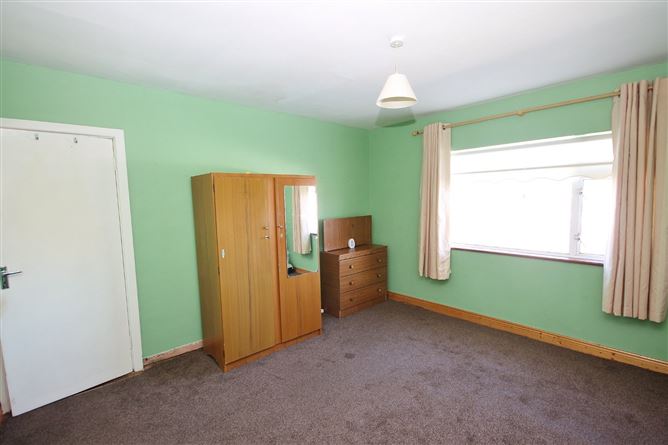 70 Wheatfield Road, Palmerstown, Dublin 20