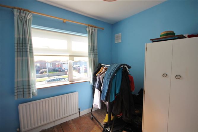 70 Wheatfield Road, Palmerstown, Dublin 20