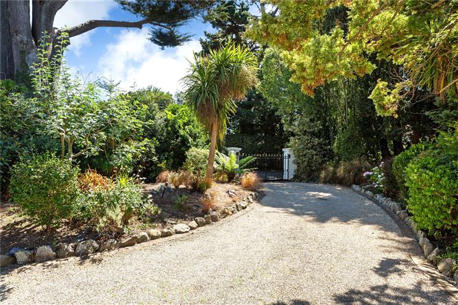 Coolvally, Abingdon Park, Shanganagh Road, Shankill, Dublin