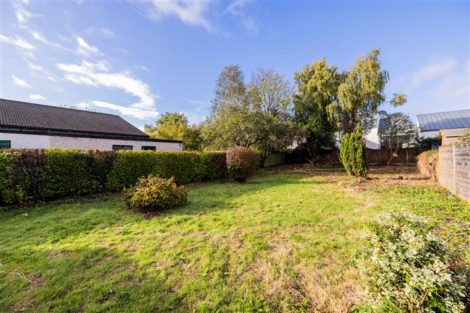 19 Woodlawn Park, Churchtown, Dublin 14
