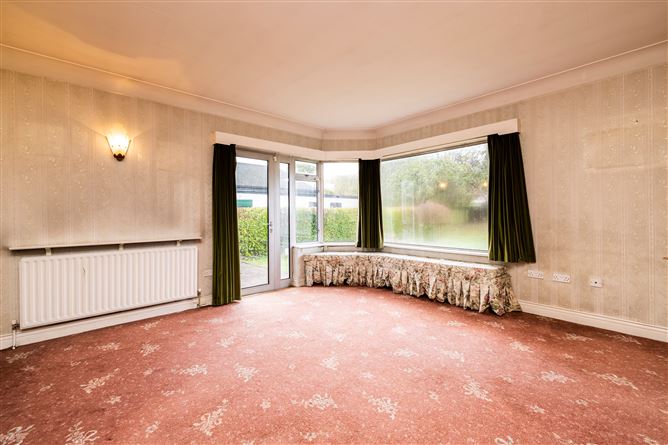 19 Woodlawn Park, Churchtown, Dublin 14