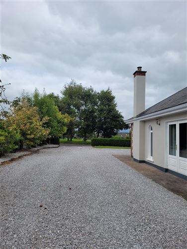 3 Barry's Court, Duntahane, Fermoy, Cork