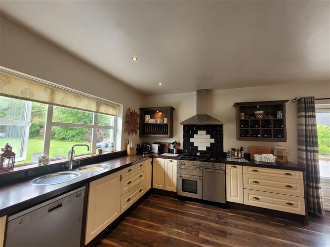 3 Barry's Court, Duntahane, Fermoy, Cork