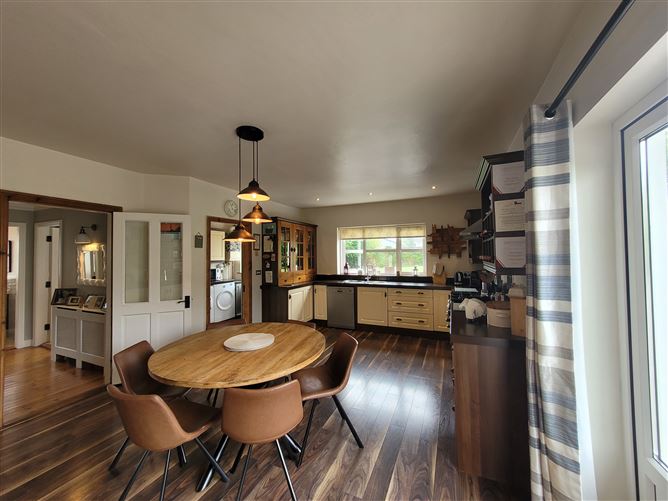 3 Barry's Court, Duntahane, Fermoy, Cork