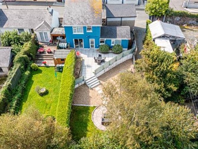 Seabreeze, Main street, Riverchapel, Courtown, Wexford