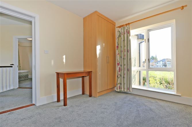 15 Waterside Mews, Castleconnell, Co. Limerick