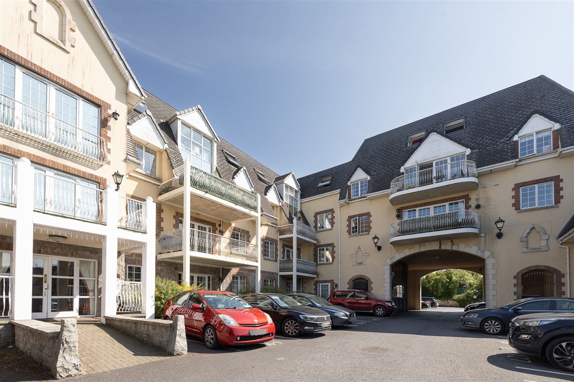 11 The Slade, Tassagard Green, Saggart,   County Dublin