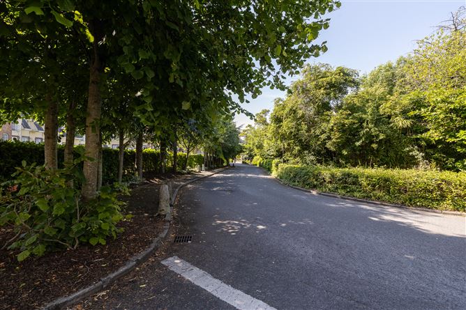 11 The Slade, Tassagard Green, Saggart,   County Dublin