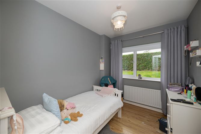 25 Summerdale Lawn,  Ballyclamasey, Youghal, East Cork
