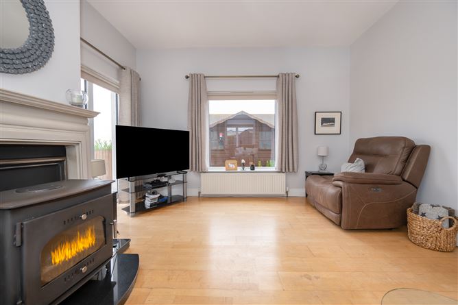 25 Summerdale Lawn,  Ballyclamasey, Youghal, East Cork