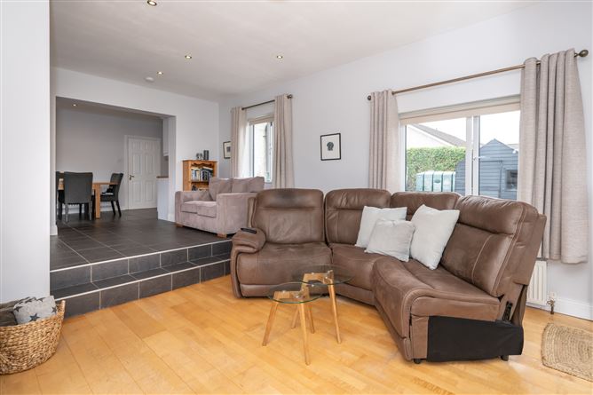 25 Summerdale Lawn,  Ballyclamasey, Youghal, East Cork