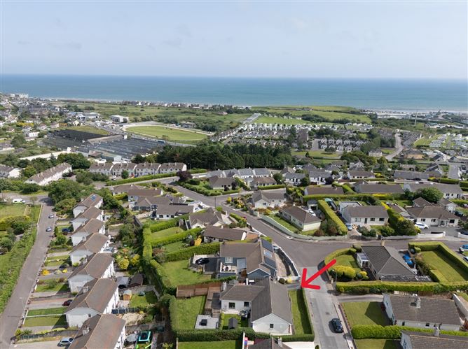 25 Summerdale Lawn,  Ballyclamasey, Youghal, East Cork