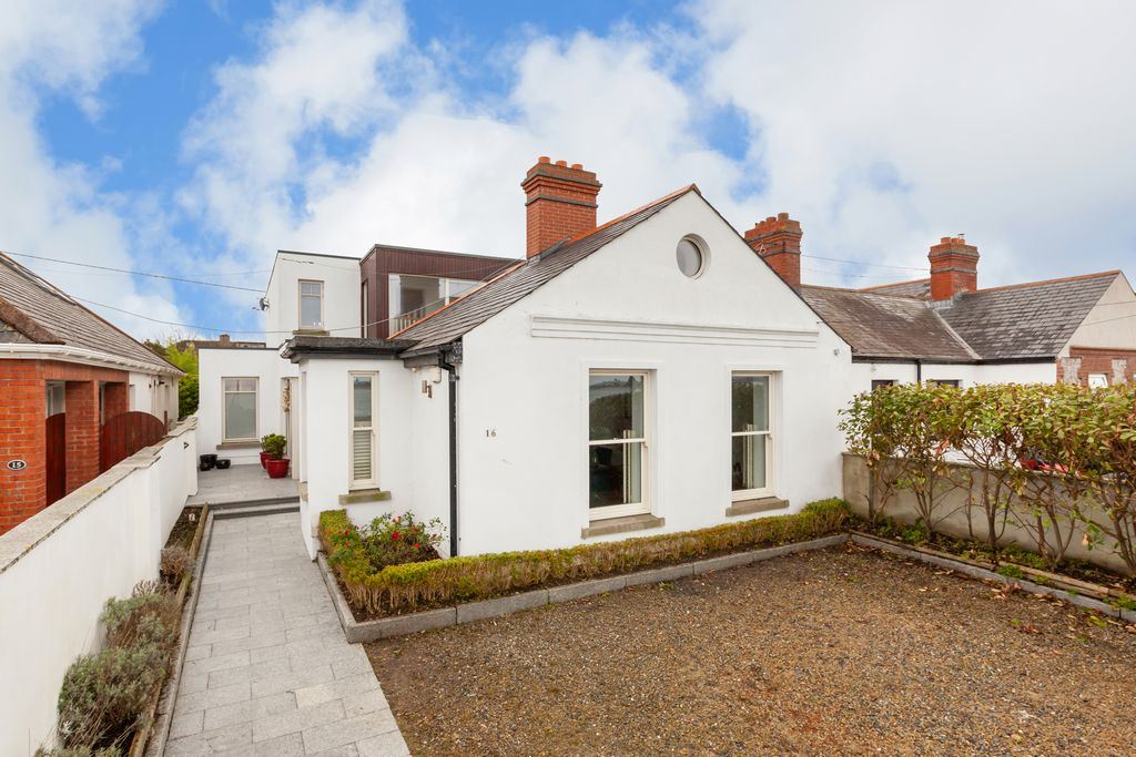 16 Station Road Cottages, Sutton, Dublin 13
