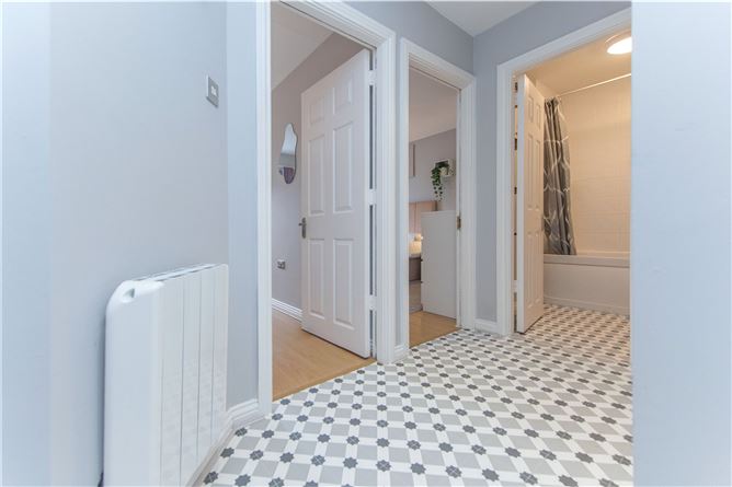 13 Arasain Na Mara, Grattan Road, Salthill, Galway