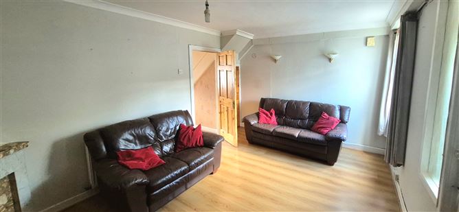 216 Carnlough Road, Cabra, Dublin 7