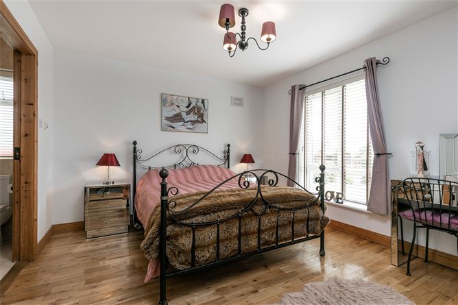 5 Brooklyn Court, Tara Hill, Gorey, Co. Wexford