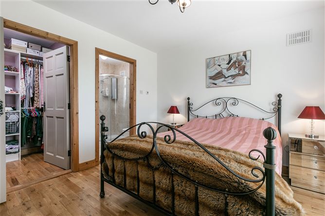 5 Brooklyn Court, Tara Hill, Gorey, Co. Wexford