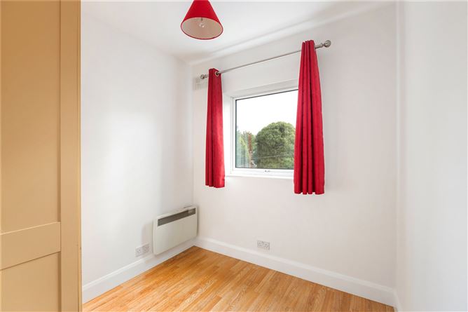 24 Riversdale Court, Queen's Park, Monkstown, Co. Dublin