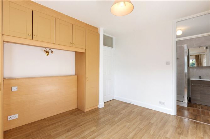 24 Riversdale Court, Queen's Park, Monkstown, Co. Dublin