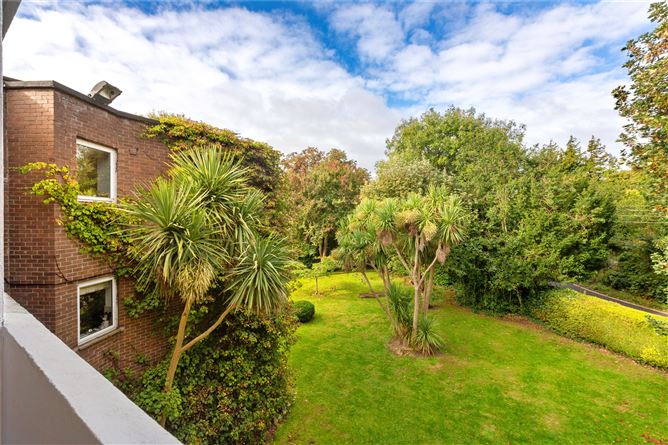 24 Riversdale Court, Queen's Park, Monkstown, Co. Dublin