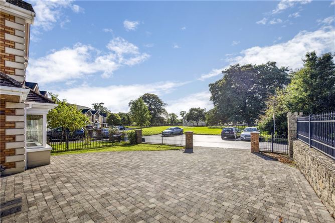 11 Knightsbrook Crescent, Dublin Road, Trim, Co. Meath