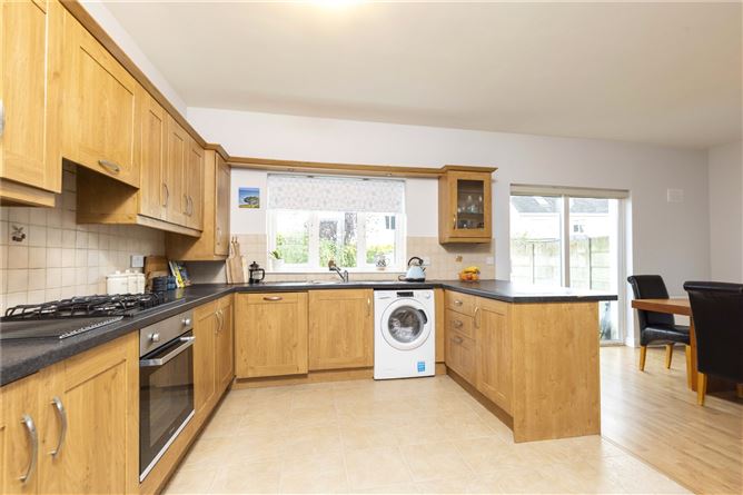 11 Knightsbrook Crescent, Dublin Road, Trim, Co. Meath