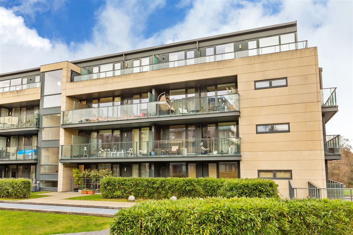 17 Maple Hall, Mount Saint Annes, Milltown, Dublin 6 Sherry