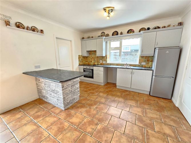 92 The Hawthorns, Limerick Road, Ennis, Co. Clare