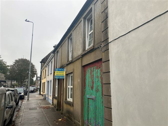 No 9 The Square, Kilworth, Cork
