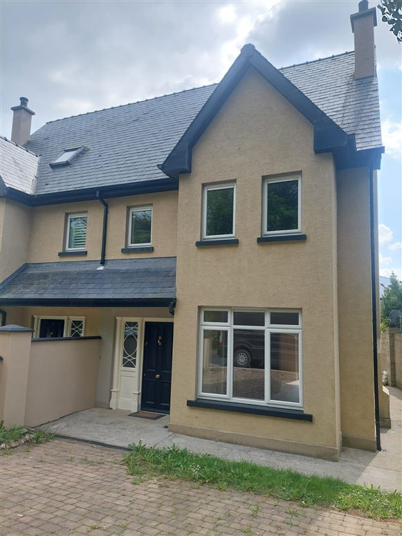 No.8 Cois Sruthain , Croom, Limerick