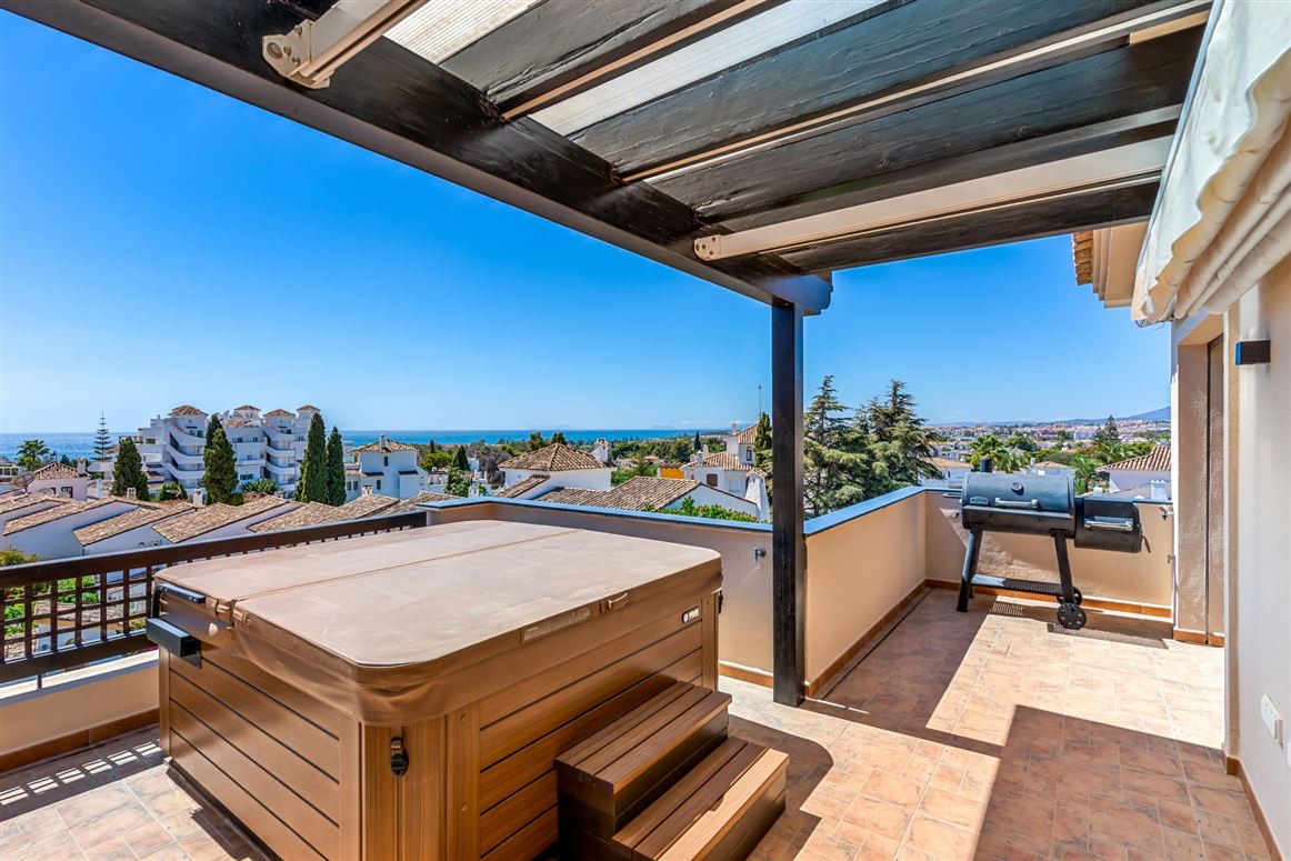 {name:Malaga, codeiso:MA}, Marbella, Nueva Andalucia, Medina de Banús, Spain - COSTA-01333P