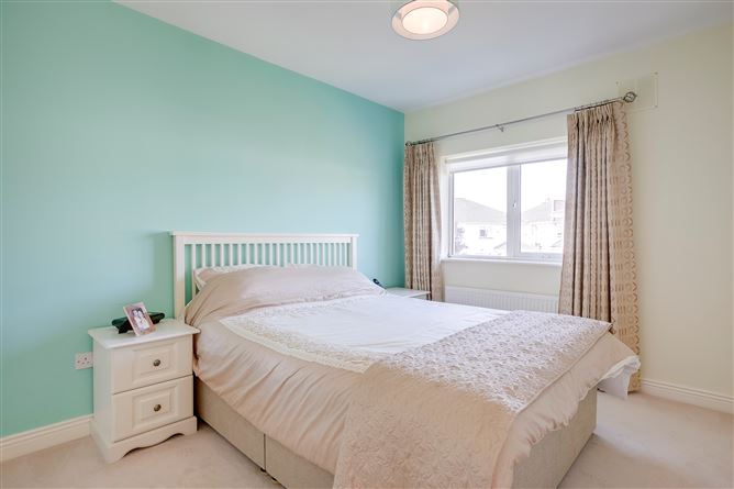 7 Wainsfort Manor Crescent, Terenure, Dublin 6W