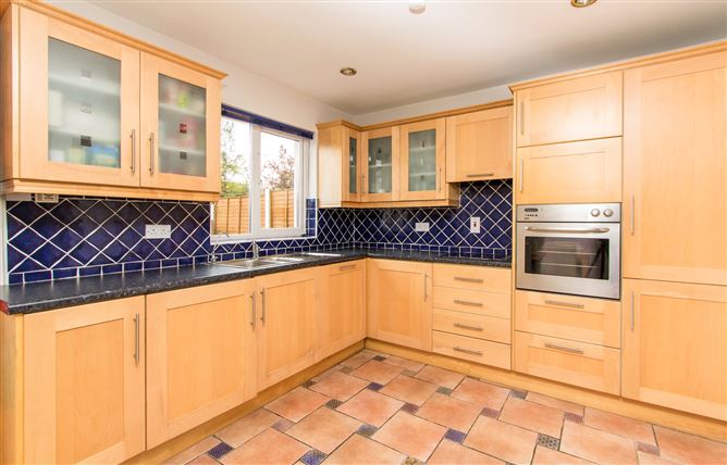 9 Danesfort, Monksland, Athlone, Co. Roscommon