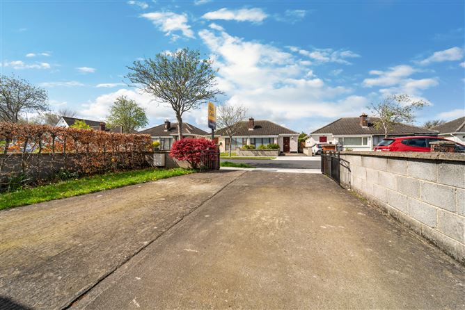 169 Oakcourt Drive, Palmerstown, Dublin 20