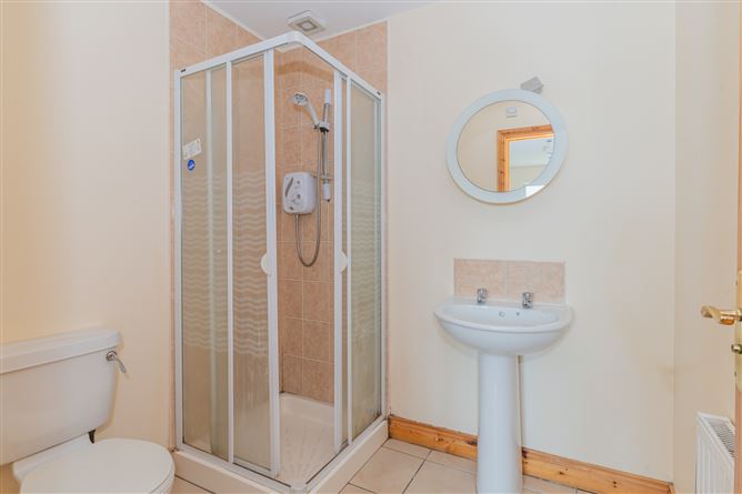 15 Railway View, Belturbet, Co. Cavan