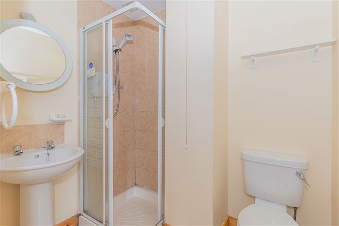 15 Railway View, Belturbet, Co. Cavan