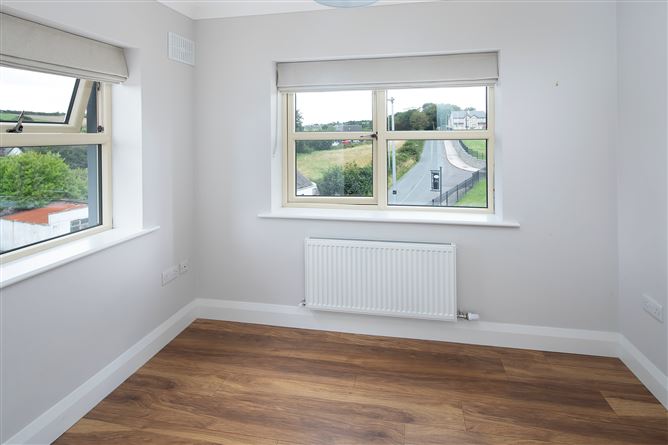 1 Lios Na mBan, Ladysbridge, Cork