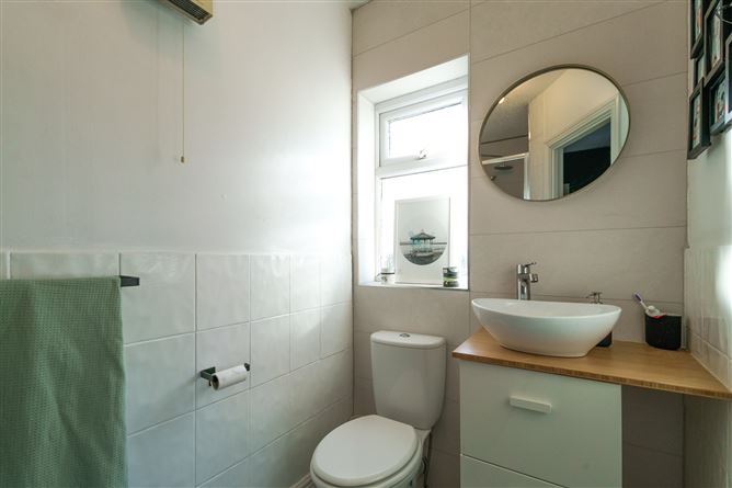 3 Mount Eagle Park, Leopardstown Heights, Leopardstown, Dublin 18